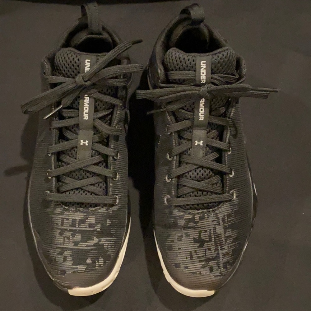 Under Armour’s Fire Shot Boys 5